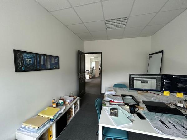 Bureaux à louer à Saint-Nazaire Ouest avec stationnements privatifs