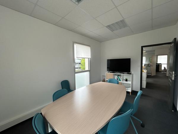 Bureaux à louer à Saint-Nazaire Ouest avec stationnements privatifs