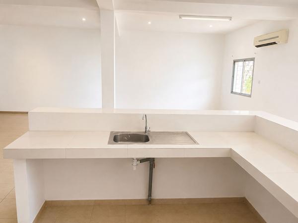 Maison 3 chambres à louer - Somone, proche route principale Somone