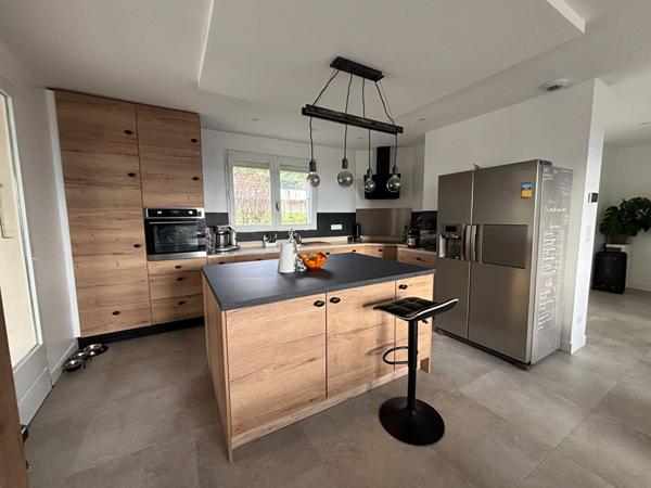 Hauteurs de la Motte Servolex, maison avec vue dégagée sur les Montagnes