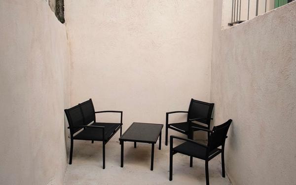 Maison à vendre    2 pièces • 58 m2 Saint-Gilles