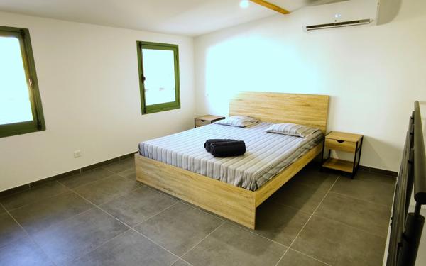 Maison à vendre    2 pièces • 58 m2 Saint-Gilles