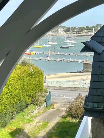 Beau T2 à deux pas des commerces