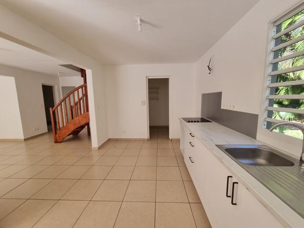 Gosier (97190) Maison T4 Saint Félix