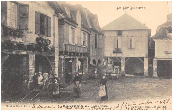 Maison historique sur la Place des Consuls - Bretenoux Bretenoux