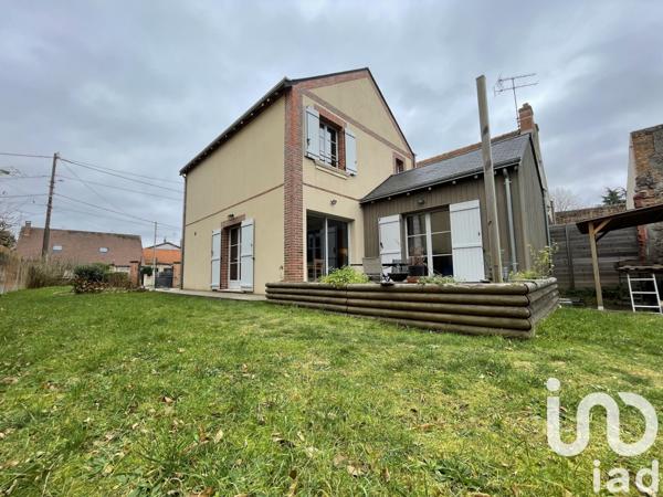 Maison 5 pièces de 96 m² à La Ferté-Saint-Aubin (45240)