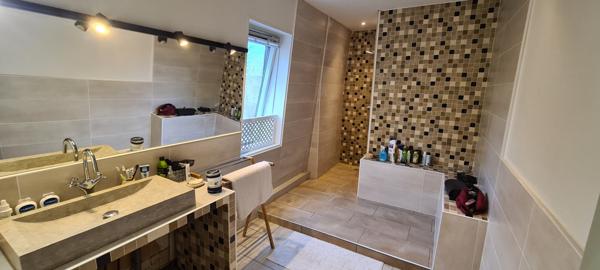 CHARTRES CENTRE Proche quartier CHANZY, Grande maison bourgeoise