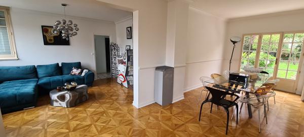 CHARTRES CENTRE Proche quartier CHANZY, Grande maison bourgeoise