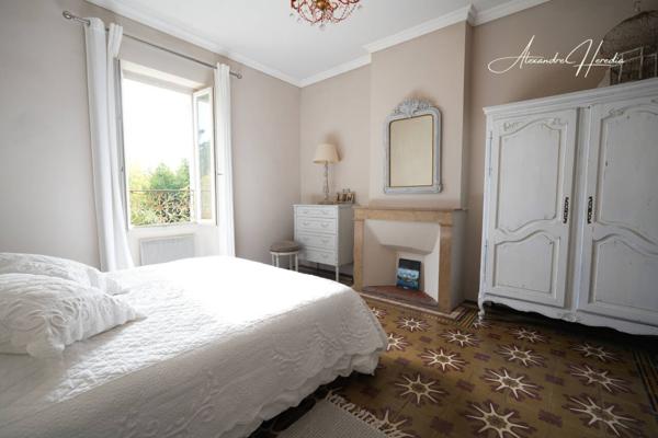 Maison à vendre 6 pièces de 228 m²