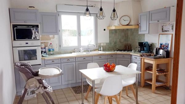 Maison Saint Etienne De Chigny 7 pièce(s) 137 m2