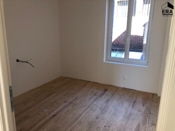 APPARTEMENT A LOUER PROCHE CENTRE VILLE DE ST QUENTIN 02100