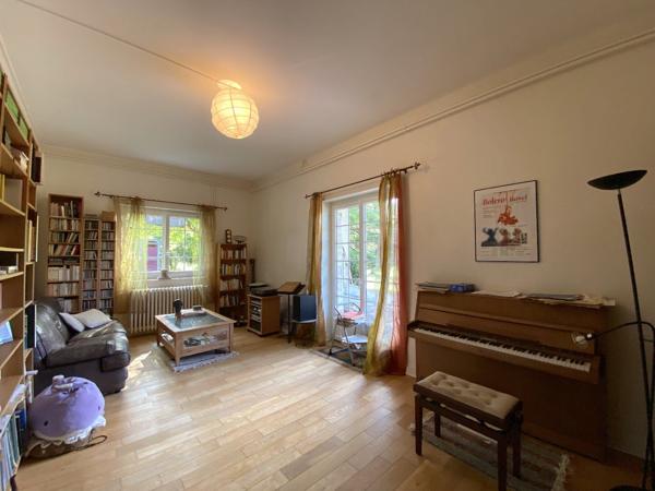 PROPRIETE avec 1,6HA Angouleme