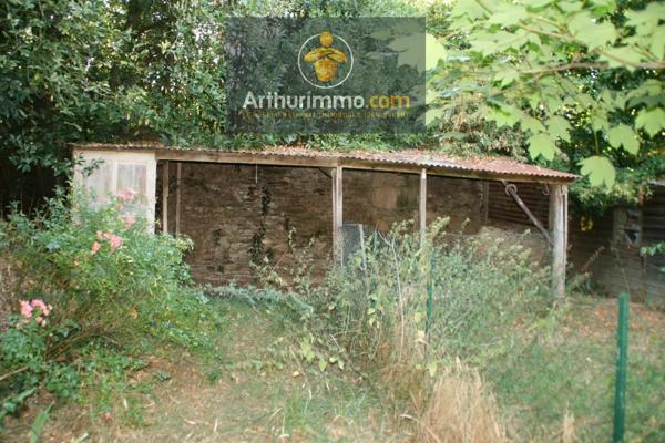 Vente                                                      Terrain
                        
                                         810 m2                     à Josselin