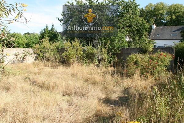 Vente                                                      Terrain
                        
                                         810 m2                     à Josselin