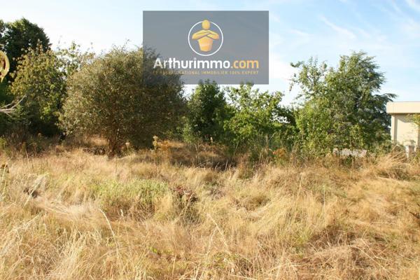 Vente                                                      Terrain
                        
                                         810 m2                     à Josselin
