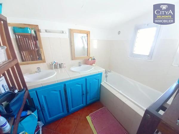 Maison à vendre 4 pièces 95m² Saint-Louis (97421)