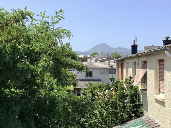 Maison rénovée avec jardin, 3 chambres, vue Puy de Dôme