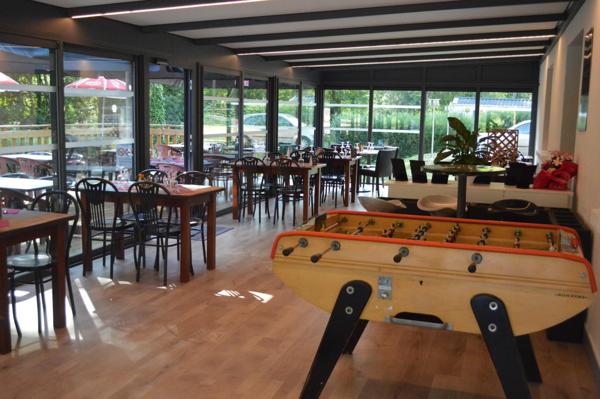 MURS BAR RESTAURANT EN PLEINE NATURE SUR UN TERRAIN DE 14 000 M²