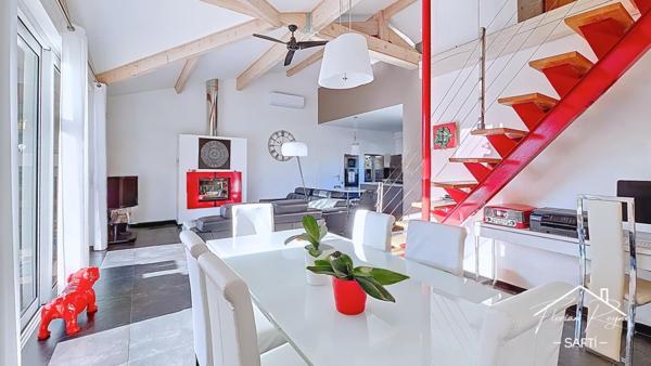 Blanquefort – Maison de plain-pied avec grande pièce de vie, piscine et garage