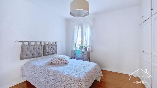 Blanquefort – Maison de plain-pied avec grande pièce de vie, piscine et garage