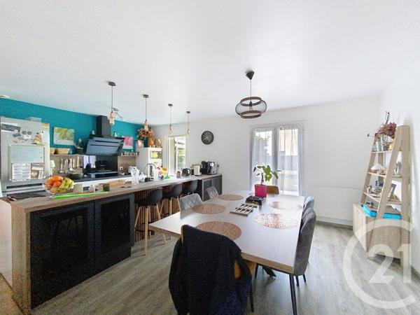 Maison à vendre  4 pièces - 97 m2 ST PIERRE LES NEMOURS - 77