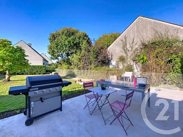 Maison à vendre  4 pièces - 97 m2 ST PIERRE LES NEMOURS - 77