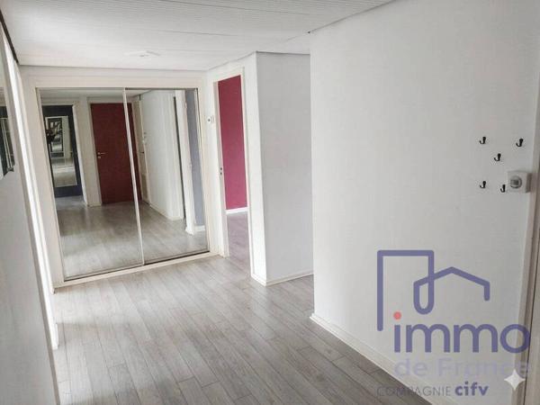 Appartement 5 pièces                                        - 43000 Le Puy-en-Velay Réf : 2563-CIFVFOREZVELAY