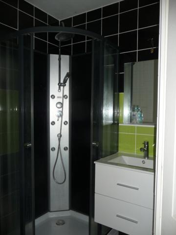 SAINTJUST SAINT RAMBERT IMMEUBLE 200 M² AVEC 5 PARKINGS A REHABILITE Saint-Just-Saint-Rambert (42170)