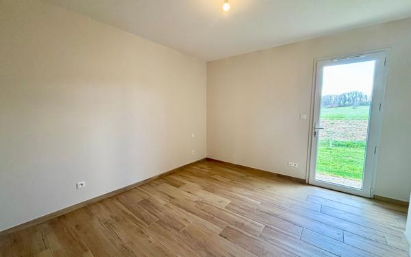 Maison à vendre    4 pièces •  Vélines