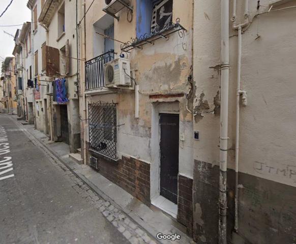 Vente                                                      Immeuble
                        
                     3 pièces                      120 m2                     à Perpignan