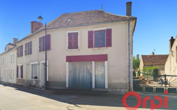 Maison à vendre    4 pièces • 155 m2 Bessais-le-Fromental