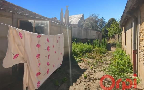 Maison à vendre    4 pièces • 155 m2 Bessais-le-Fromental