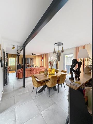 joli maison dans une impasse
