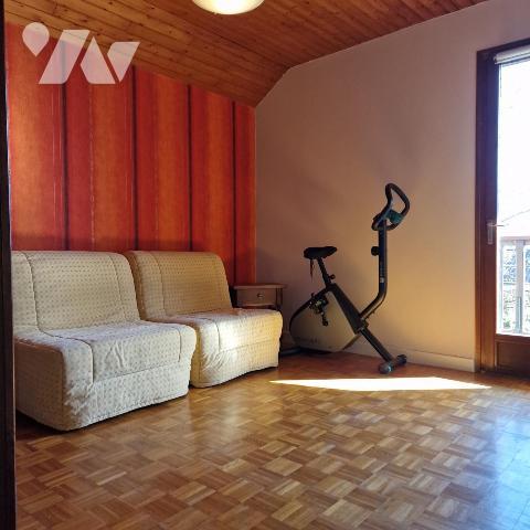 Maison familiale avec vue montagnes - à CROLLES (limite BERNIN)