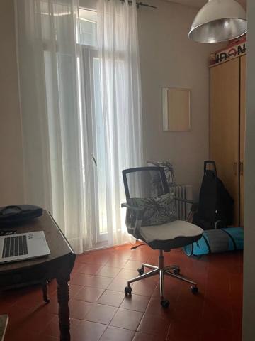 Vente                                                      Appartement
                        
                     3 pièces                      49 m2                     à Perpignan