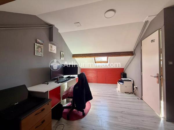 Location Maison 5 pièces 121 m2 à Manzac-sur-Vern