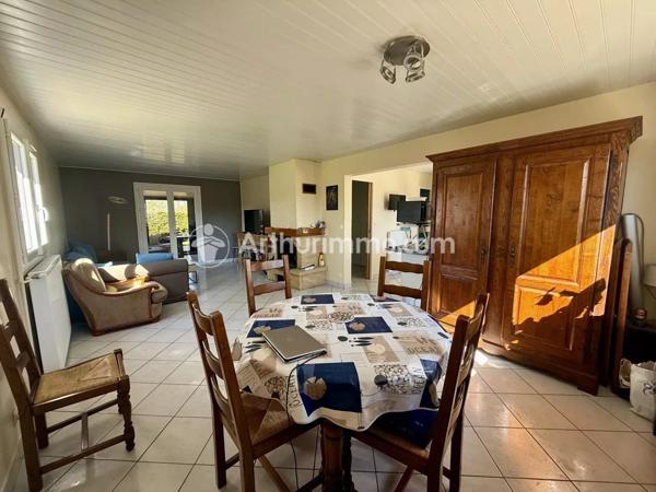 Location Maison 5 pièces 121 m2 à Manzac-sur-Vern