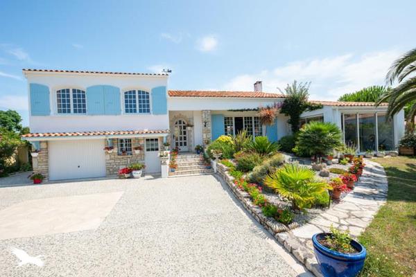 Maison à vendre |  Saint-Denis-d'Oléron |  5 pièces | 179 m²