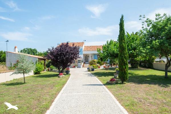 Maison à vendre |  Saint-Denis-d'Oléron |  5 pièces | 179 m²