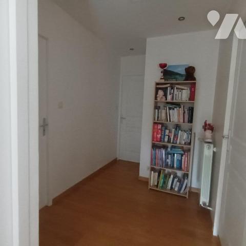 Appartement T4 avec jardin et terrasse 