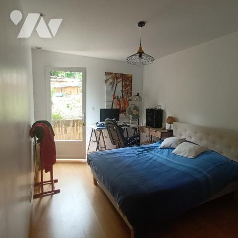 Appartement T4 avec jardin et terrasse 