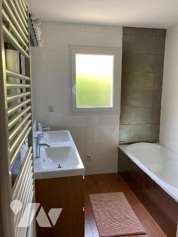 Appartement T4 avec jardin et terrasse 