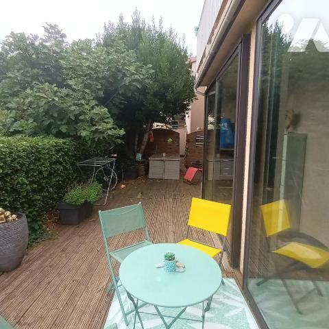 Appartement T4 avec jardin et terrasse 