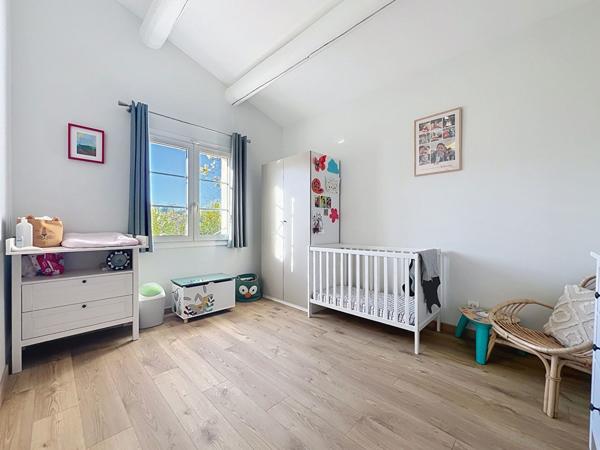 Maison T5 avec studio indépendant, piscine et garage - Gréasque (13850)