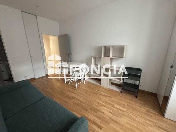 Location Studio meublé 22.65 m² - Paris 75015