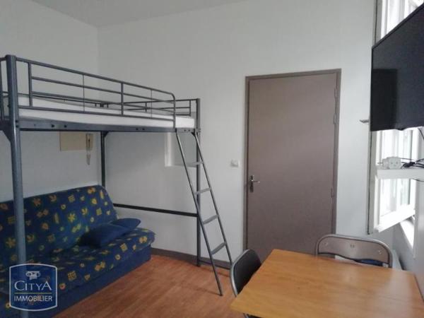 Appartement à louer 1 pièce 13.83m²