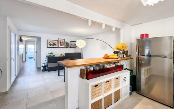 Maison à vendre    4 pièces •  Sète