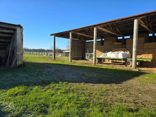 Terrain à vendre LA JARRIE (17)