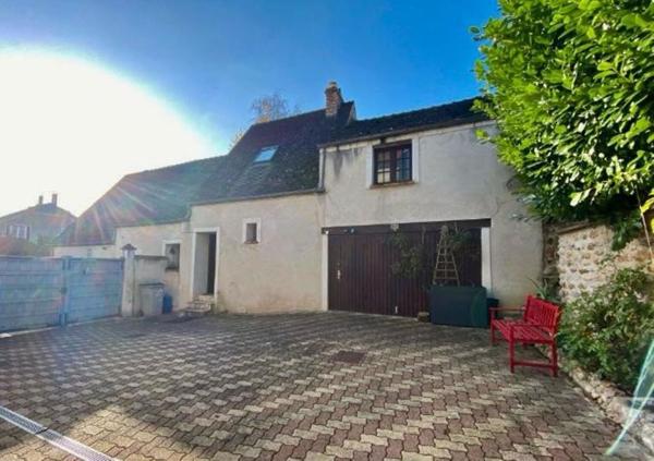 Maison de 100M²  au sol Varennes-Jarcy
