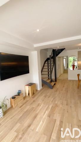 Immeuble à vendre 232 m² Romainville